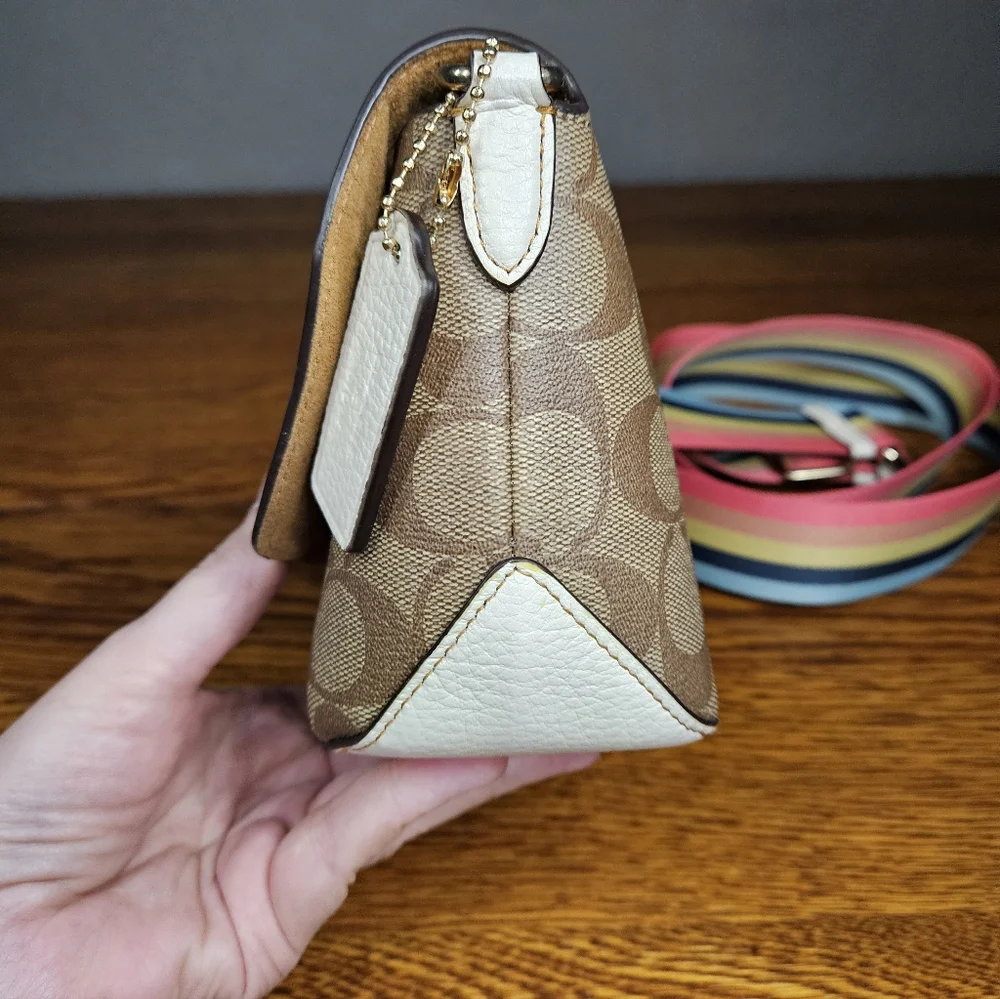 Coach x Peanuts Karlee Crossbody in Signature Canvas with Snoopy - Picture 6 of 16